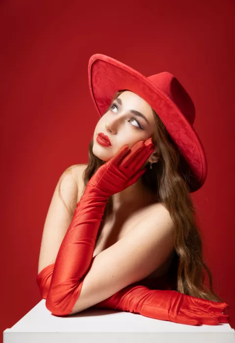 Levy, Sharon: Vermilion Muse