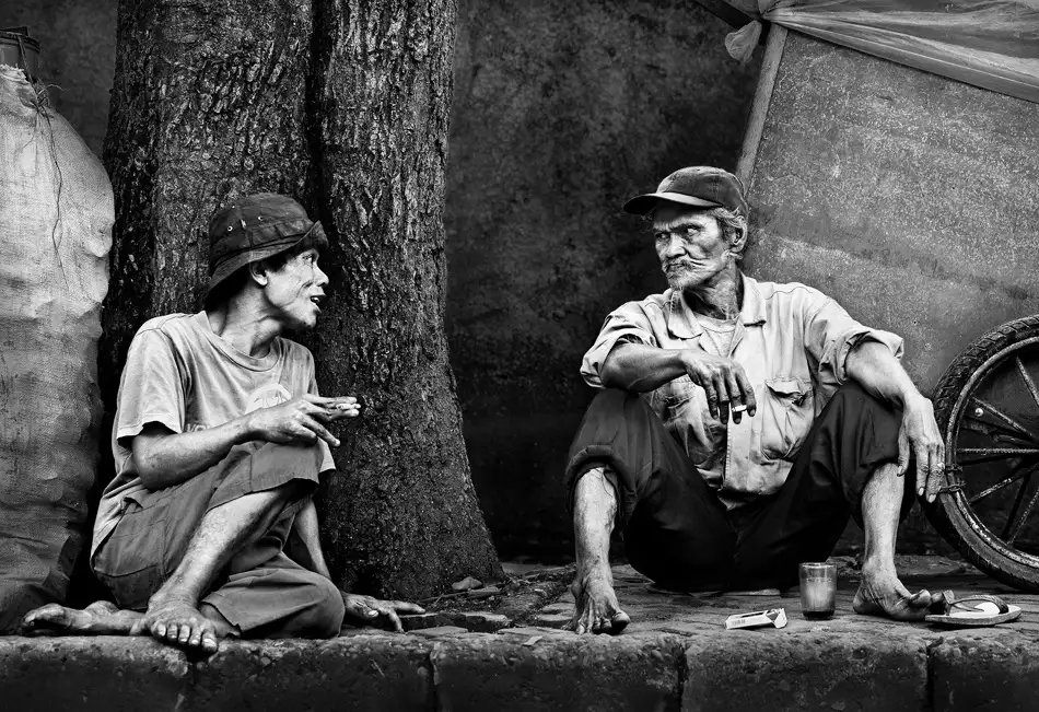 Kisworo, Sebastian: Discussion de rue