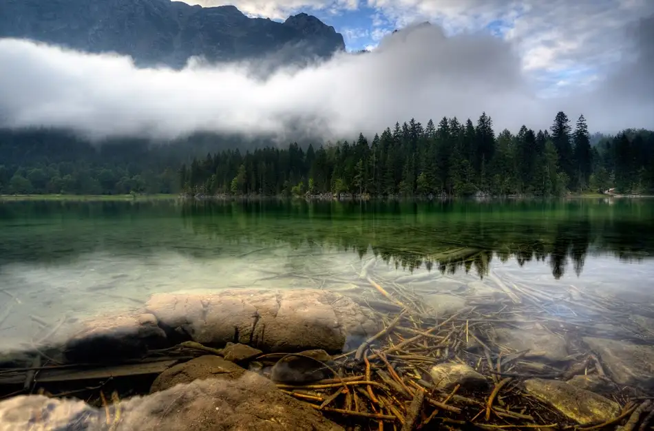 keller: mountain Lake