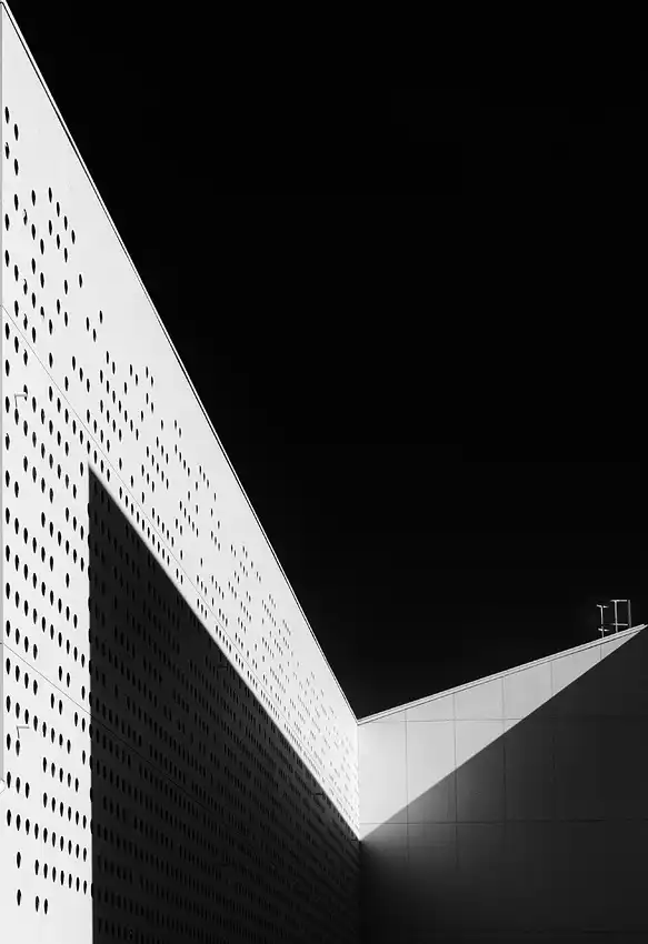 Kravanja, Jure: Lines