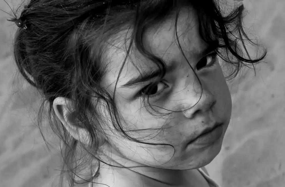 Yvette,,,, Depaepe,,,,: I am just a sad little girl in a big world