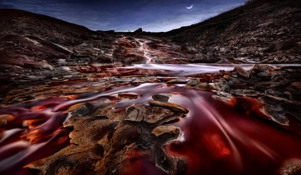 García, M. Jesús: Last Lights in Rio Tinto III (Red River)