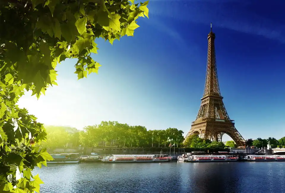 Unknown: Seine in Paris with Eiffel Tower