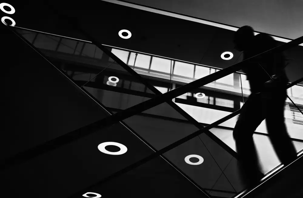 Krivec, Samanta: Tic tac toe