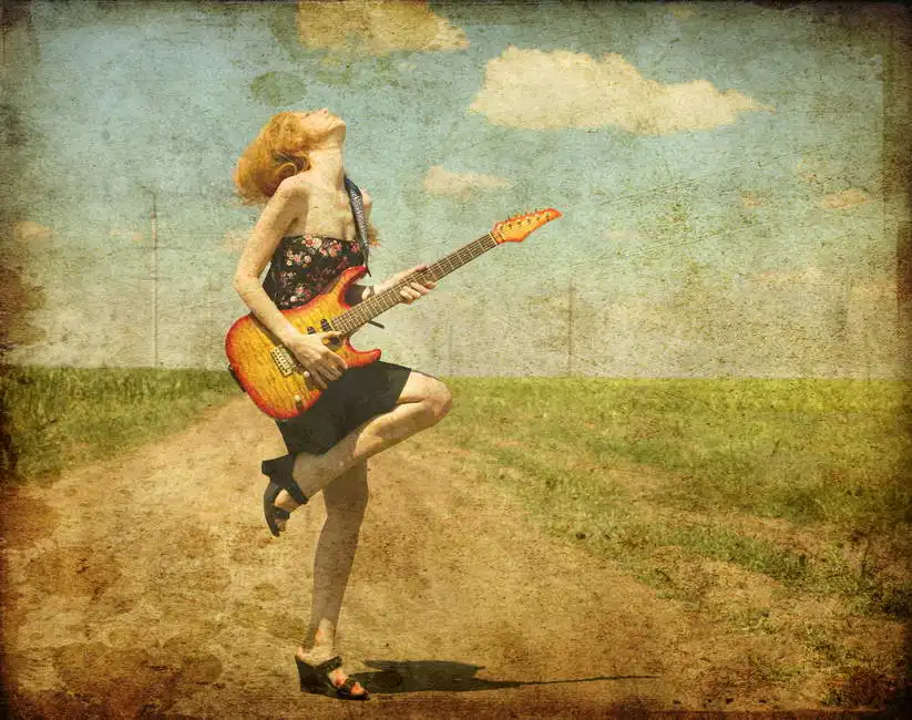 Unknown: Avec une guitare sur la route