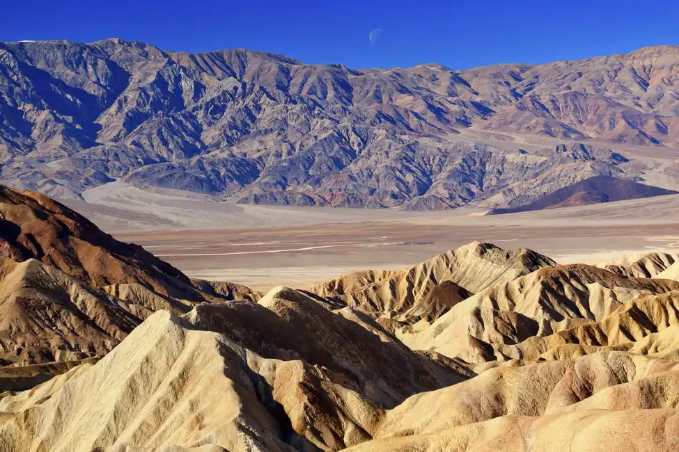 Unknown: La luna su Zabriskie Point, Parco Nazionale della Valle della Morte