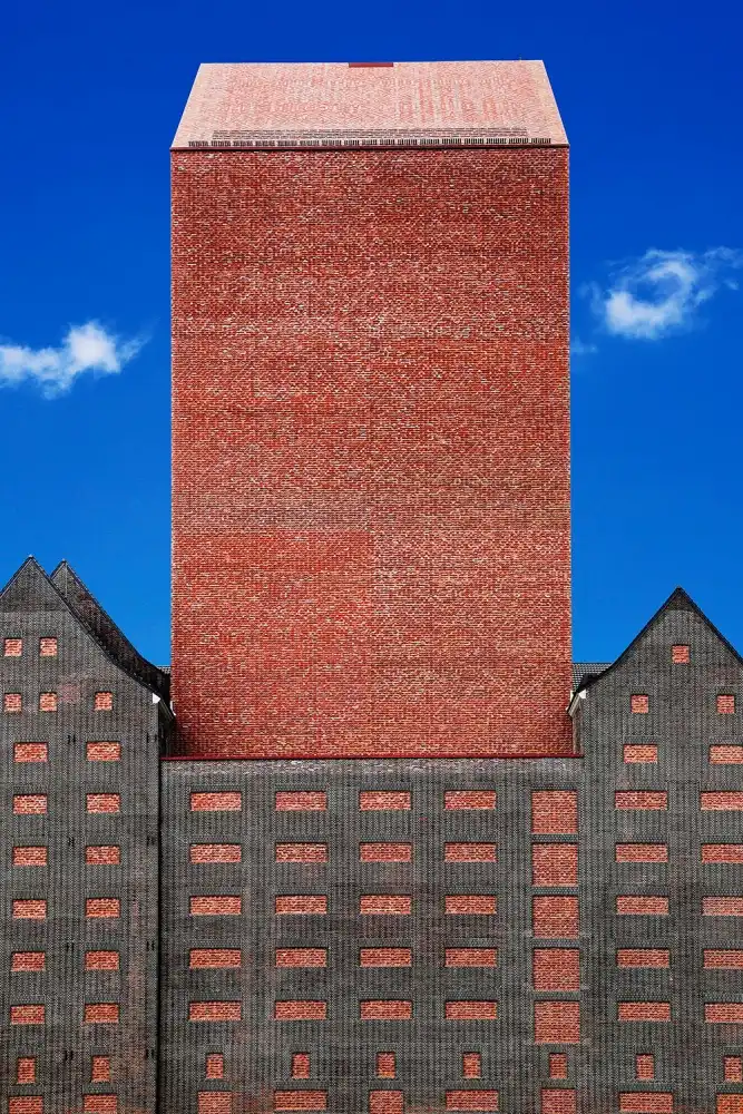 Mattheyses, Eric: Brick