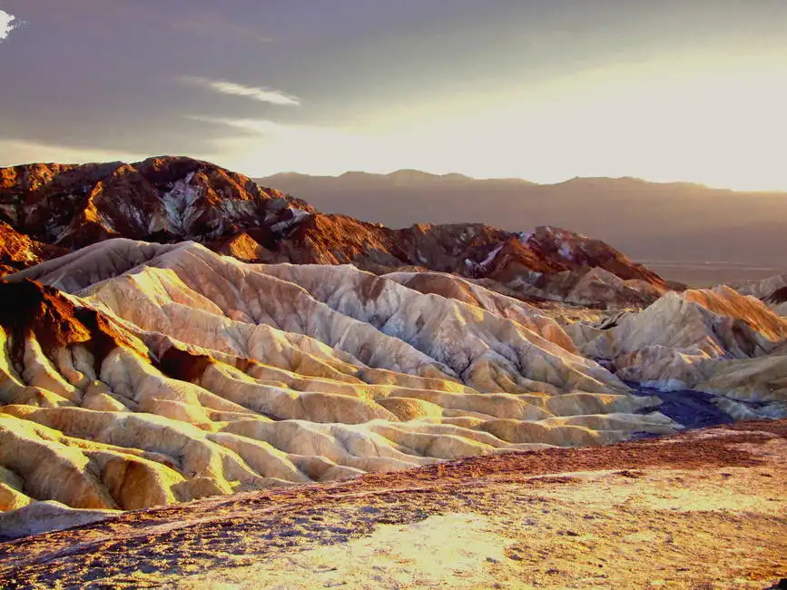 Unknown: Couleurs du coucher de soleil dans la Vallée de la Mort