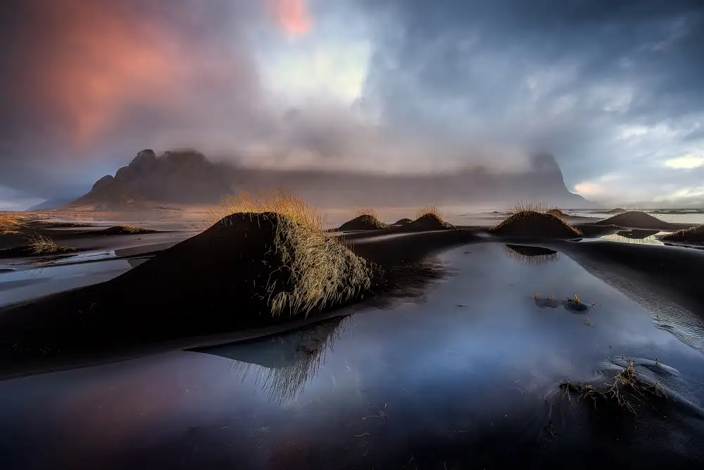 Castan, Martin David: Black Beach