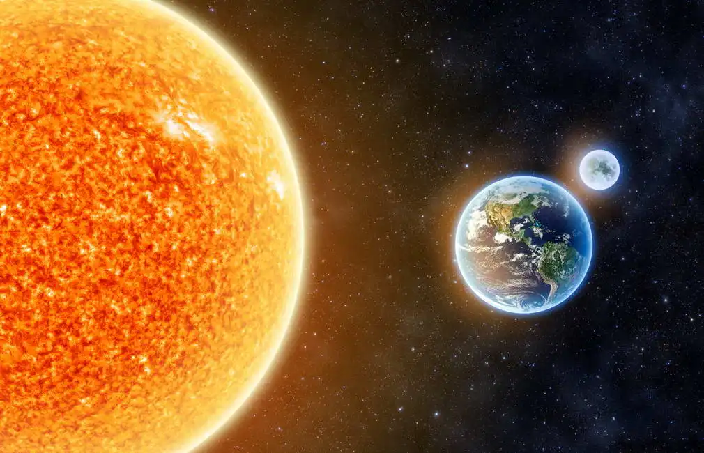 Unknown: La Tierra y el Sol