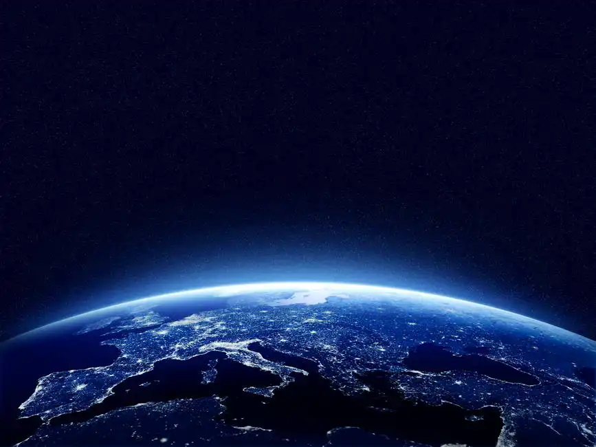 Unknown: La Terra di notte