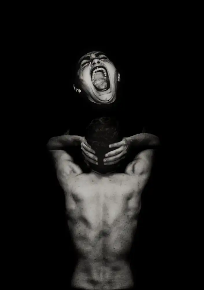 Haghi, Babak: Scream