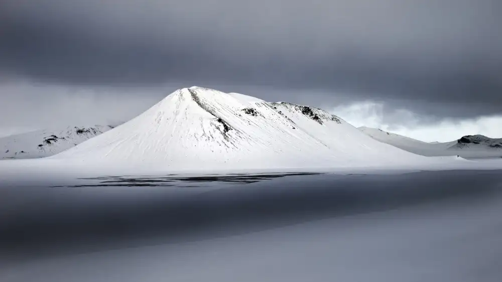 Luca, Liloni: The White Mountain