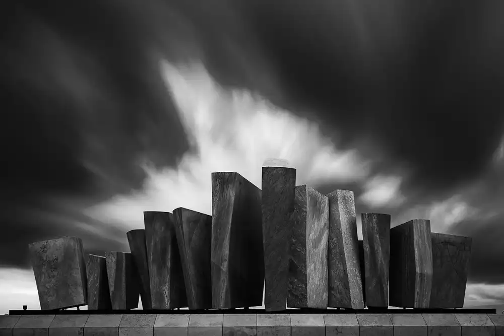 Latta, Della Massimo: Sails
