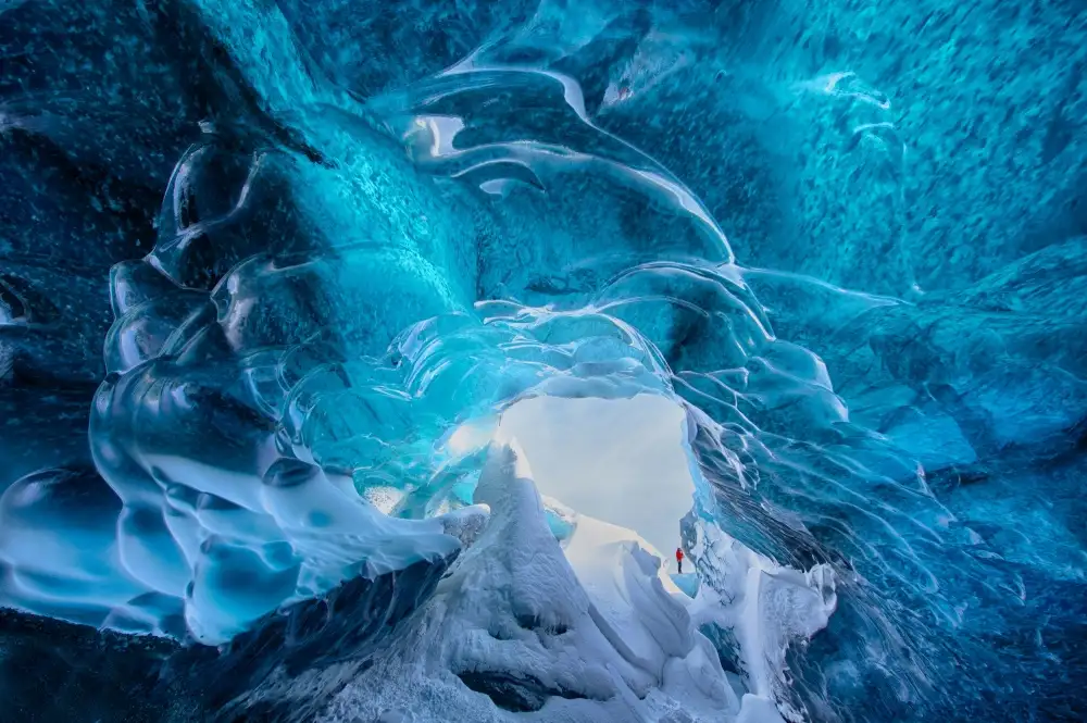 Cole, Trevor: Die Eishöhle