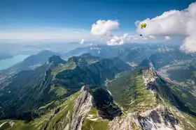 Shu, Tristan: Flying above La Tournette with Francis Boehm Bimbo