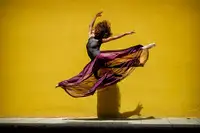 Raga, Gil Joan: Ballet dancer jumping