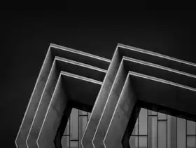 kaddourah, ahmad: Trilateral Shapes