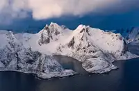 Xu, Mei: Ring of Mountains