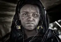 Garmendia, Inazio Joxe: Woodabe woman at the gerewol festival - Niger