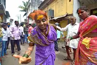 Suresh, Shashi Chetan: Engrossed