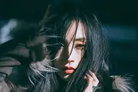 S, Neru: Black hair