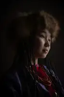 Dhaen, David: The beauty and innocence of a young Kyrgyz lady
