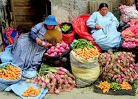 RIZA, ALIZA: Morning market - Cusco, Peru