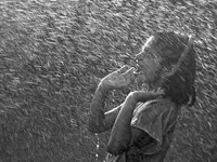 Reza, Nayyer Sayyed: Bath In Rain