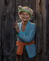 Mikael, Fira: Dadong Wayan