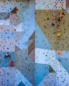 Woo, Shin Ryu: Climbing