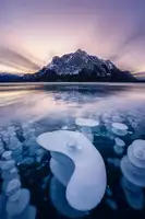 （李永男）, Li Yongnan: Ice Lake