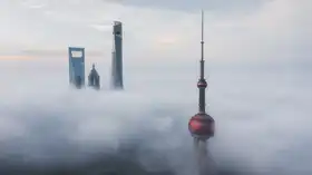 Zhang, Steve: Shanghai in clouds
