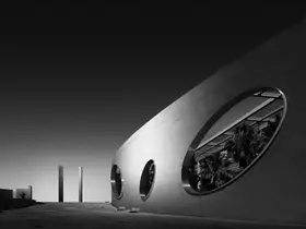 Lopez, Oscar: Fundação Champalimaud by Charles Correa