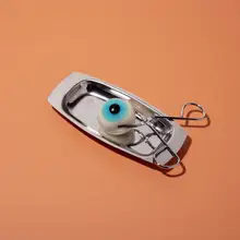 Ramiro, Julia: Eye Torture