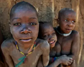 Boyle, Mark: Himba Kids, Namibia