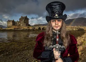 Springgay, Daniel: Highlander