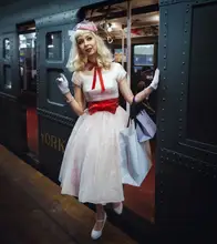 Wang, Catherine: New York Holiday Nostalgia Ride