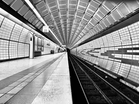 Lentz, Marc: Subway station in Hamburg