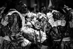 Li, Rob: A Young Mummer