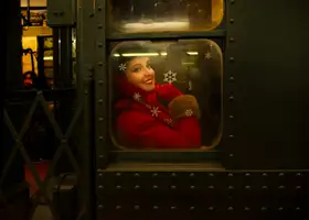 Liang, Ken: Lady On The Old Train