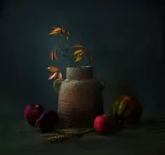 F., Yinan: The Vase in Autumn