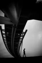 Lin, Sunny: bridge and pedestrians