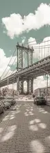 Viola, Melanie: NYC Manhattan Bridge Panorama | urban vintage style