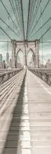 Viola, Melanie: NYC Brooklyn Bridge Panorama | urban vintage style