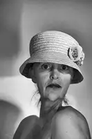 Himburg, Martha Angelika: wall flower............... self portrait