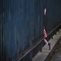Vanek, Gonzalez Veronica: girl in striped red dress